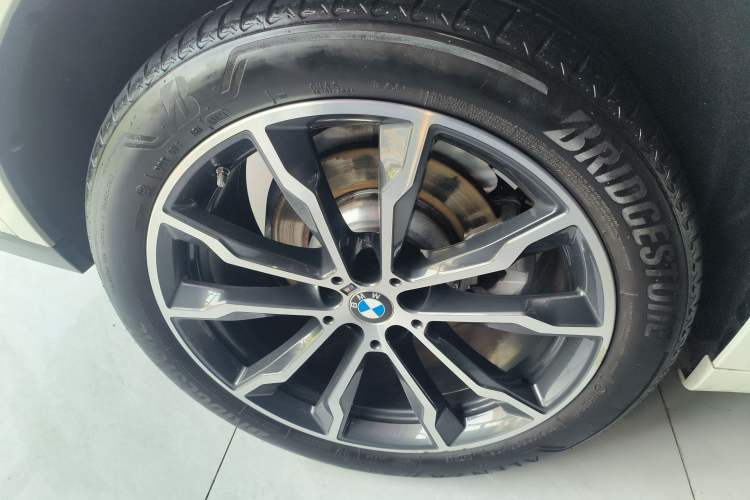 Used BMW X4 2022 xDrive 30i M Sport Package Right Rear Wheel Hub
