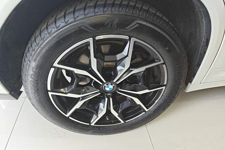 Used BMW X4 2022 xDrive 25i M Sport Package Right Rear Wheel Hub