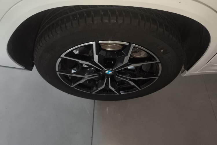 Used BMW X4 2022 xDrive 25i M Sport Package Right Rear Wheel Hub
