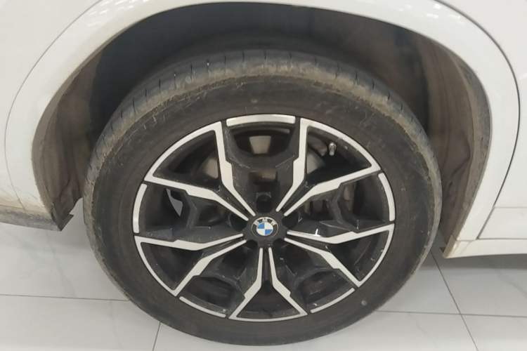 Used BMW X4 2022 xDrive 25i M Sport Package Right Rear Wheel Hub
