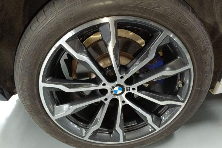 Used BMW X4 2022 xDrive 30i M Sport Package Right Rear Wheel Hub