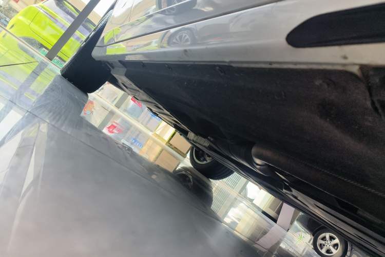 Used BMW X4 2022 xDrive 30i M Sport Package Right Side Sill
