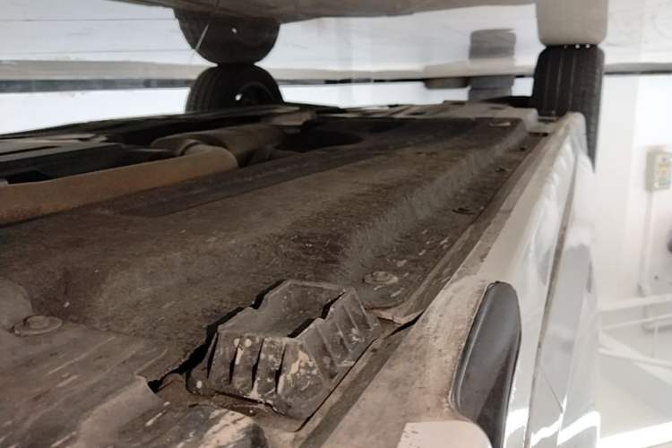 Used BMW X4 2022 xDrive 25i M Sport Package Right Side Sill