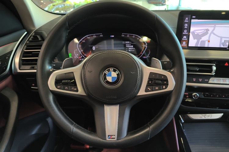 Used BMW X4 2022 xDrive 25i M Sport Package Steering Wheel