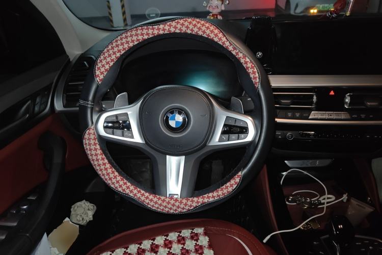 Used BMW X4 2022 xDrive 25i M Sport Package Steering Wheel