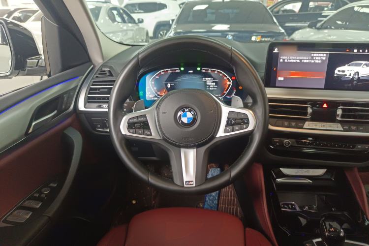 Used BMW X4 2022 xDrive 25i M Sport Package Steering Wheel