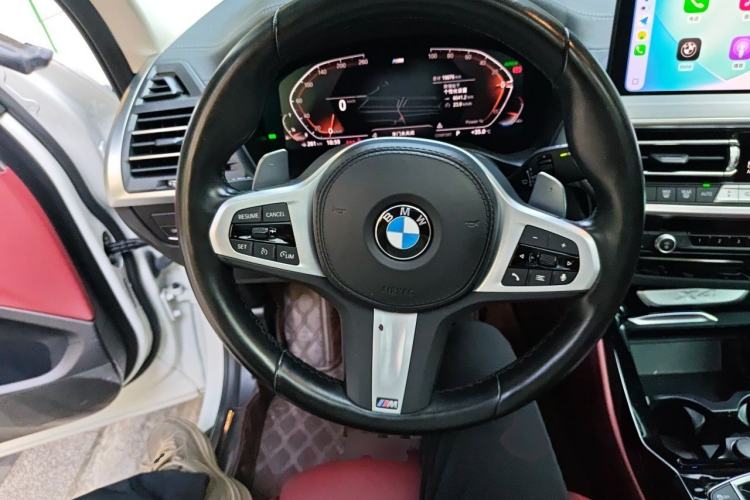 Used BMW X4 2022 xDrive 25i M Sport Package Steering Wheel