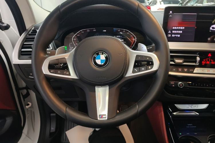 Used BMW X4 2022 xDrive 25i M Sport Package Steering Wheel