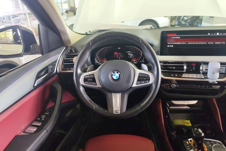 Used BMW X4 2022 xDrive 30i M Sport Package Steering Wheel