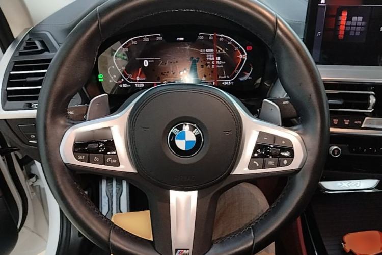 Used BMW X4 2022 xDrive 25i M Sport Package Steering Wheel
