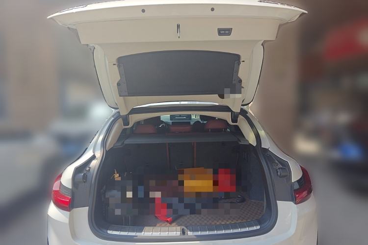 Used BMW X4 2022 xDrive 30i M Sport Package Trunk