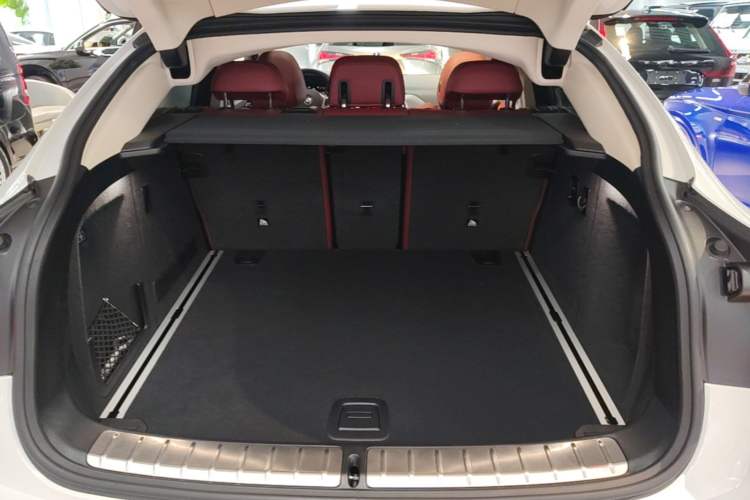 Used BMW X4 2022 xDrive 25i M Sport Package Trunk