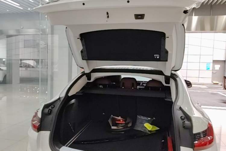 Used BMW X4 2022 xDrive 25i M Sport Package Trunk
