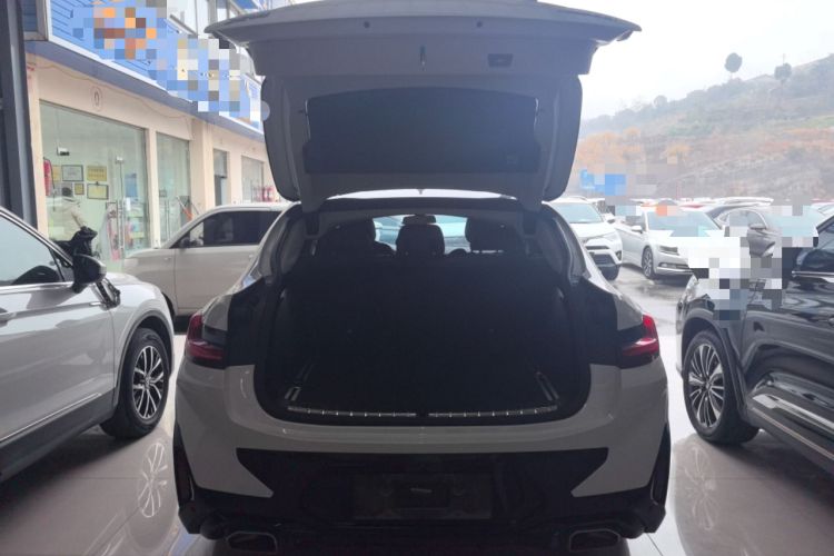 Used BMW X4 2022 xDrive 25i M Sport Package Trunk