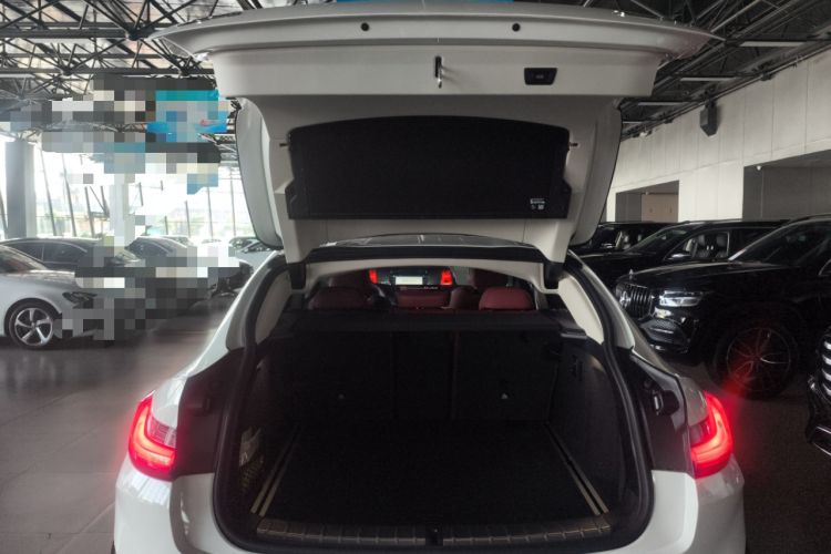 Used BMW X4 2022 xDrive 25i M Sport Package Trunk