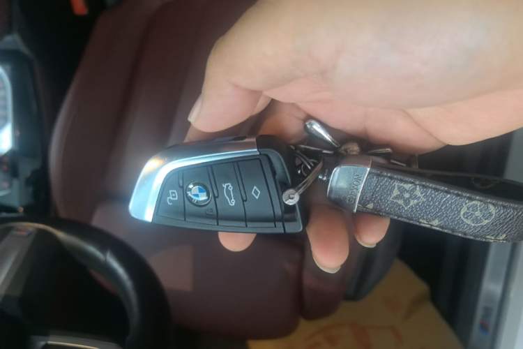 Used BMW X4 2022 xDrive 25i M Sport Package Vehicle Key