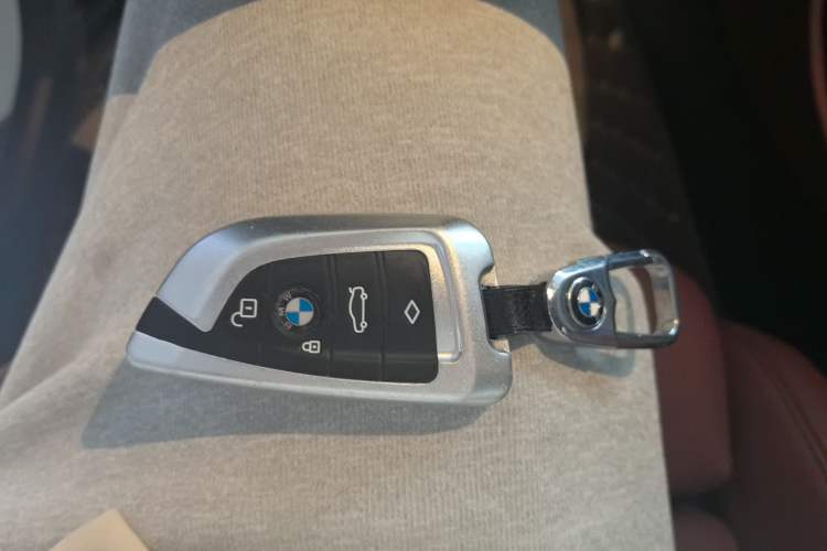 Used BMW X4 2022 xDrive 25i M Sport Package Vehicle Key