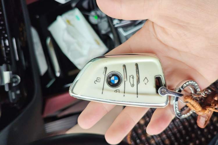 Used BMW X4 2022 xDrive 25i M Sport Package Vehicle Key