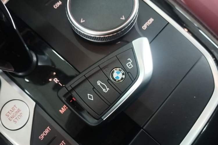 Used BMW X4 2022 xDrive 25i M Sport Package Vehicle Key