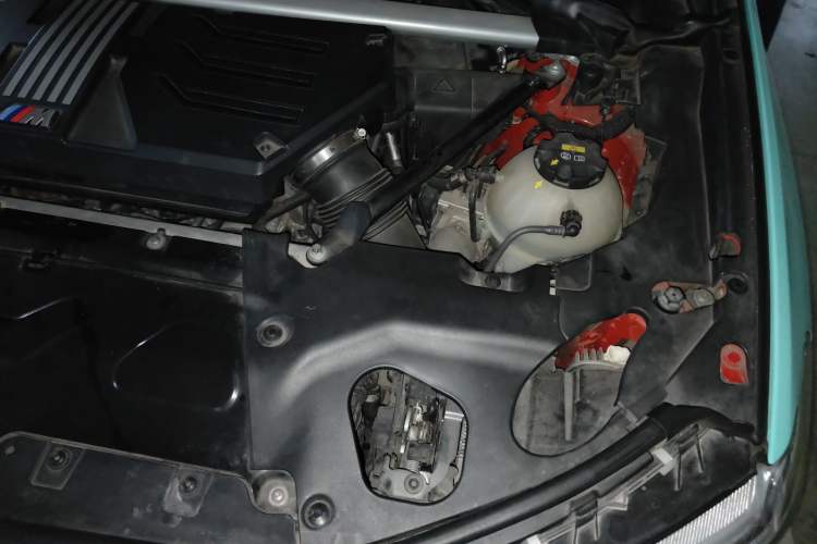 Used BMW X4 M 2019 X4 M Thunder Edition Engine Bay Left