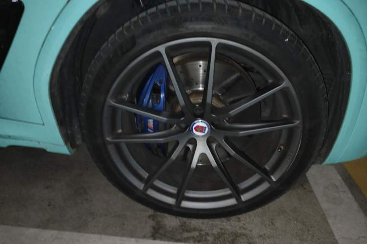 Used BMW X4 M 2019 X4 M Thunder Edition Right Front Wheel Hub