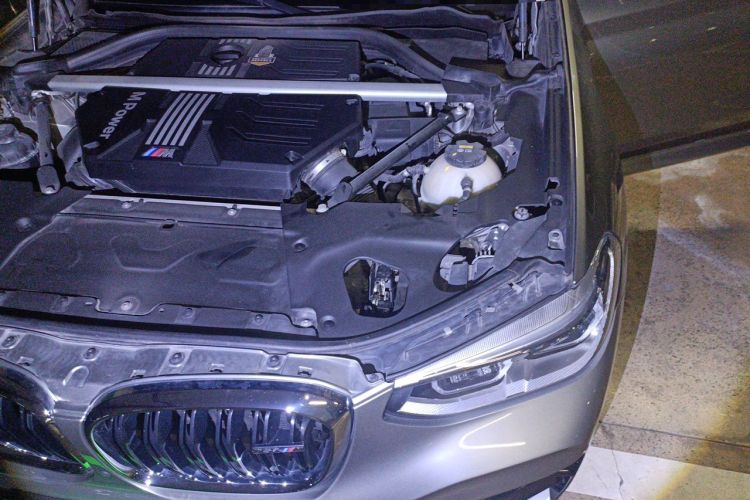 Used BMW X4 M 2019 X4 M Engine Bay Left