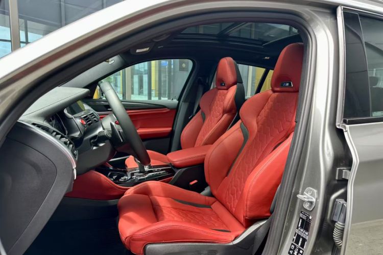Used BMW X4 M 2019 X4 M Thunder Edition Interior 4