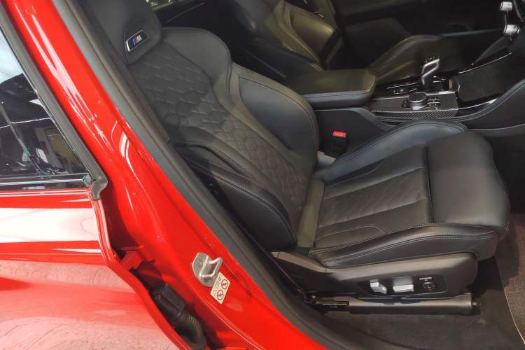 Used BMW X4 M 2019 X4 M Thunder Edition Right Front Seat