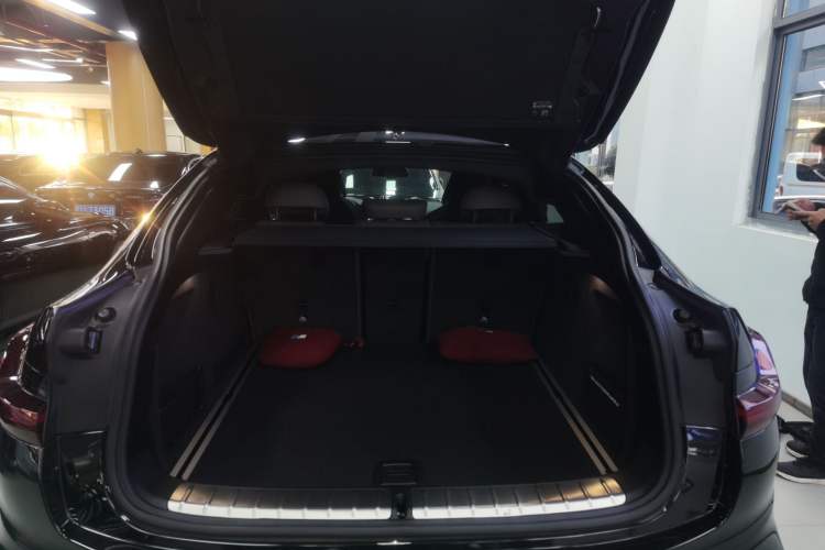 Used BMW X4 M 2021 X4 M Competition Edition Trunk