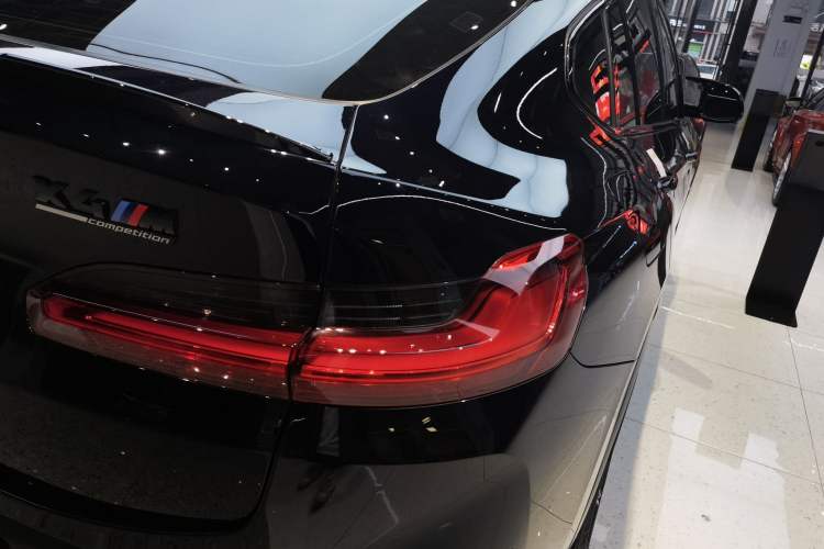 Used BMW X4 M 2022 X4 M Competition Edition Exterior 3