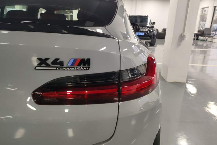 Used BMW X4 M 2022 X4 M Competition Edition Exterior 6