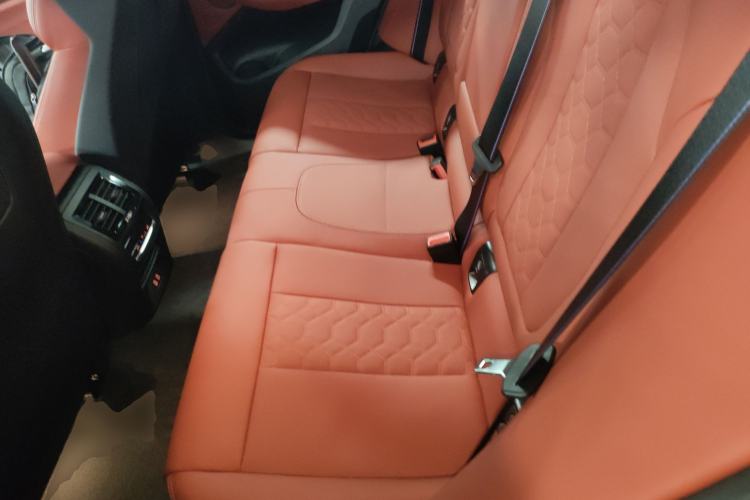 Used BMW X4 M 2022 X4 M Competition Edition Interior 4