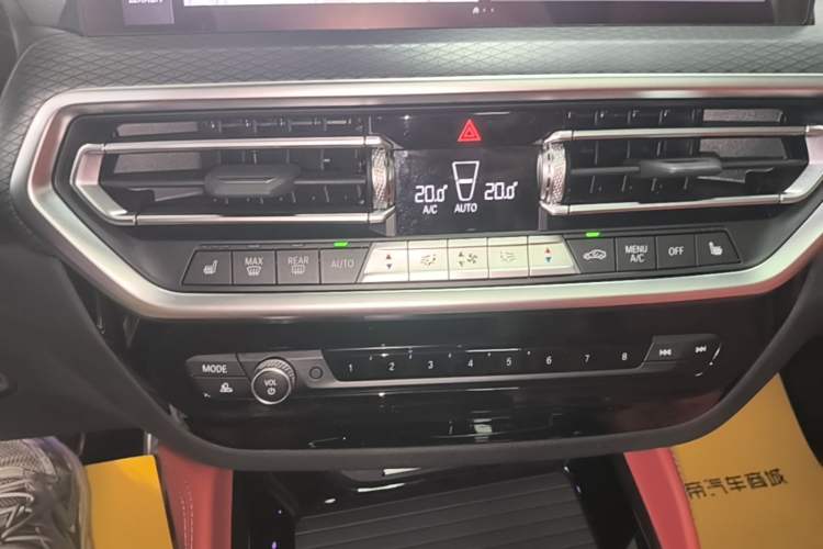 Used BMW X4 M 2022 X4 M Competition Edition Audio And AC Panel