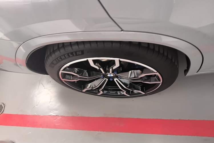 Used BMW X4 M 2022 X4 M Competition Edition Right Rear Wheel Hub