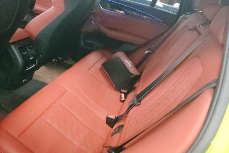 Used BMW X4 M 2022 X4 M Competition Edition Interior 4