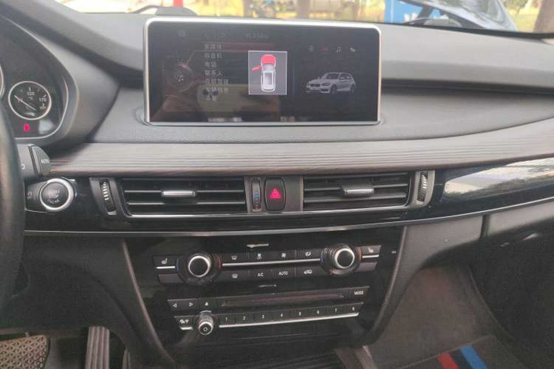 Used BMW X5  Audio And AC Panel