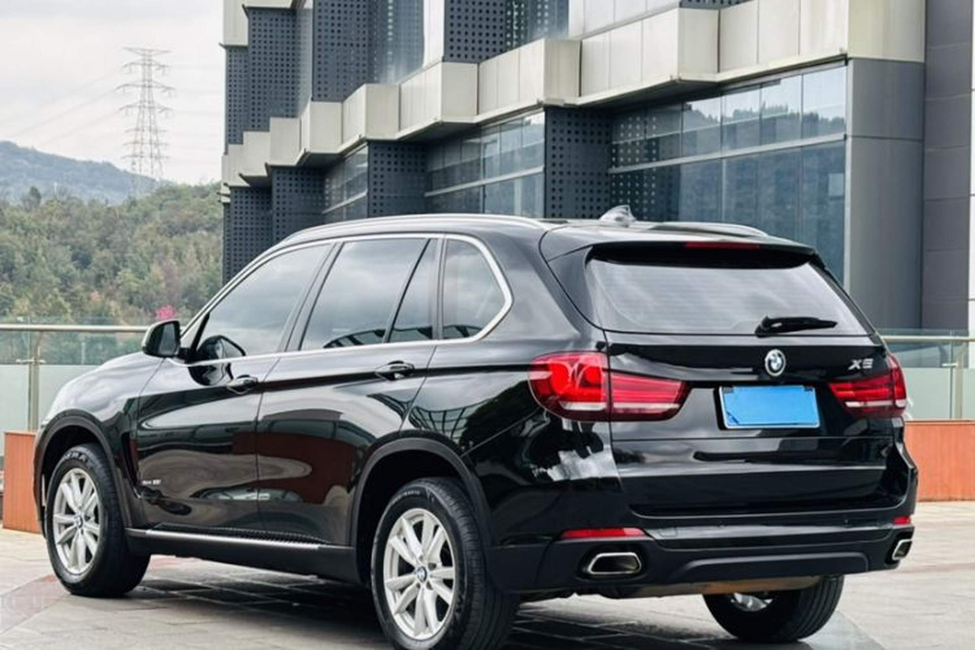Used BMW X5  Exterior 1