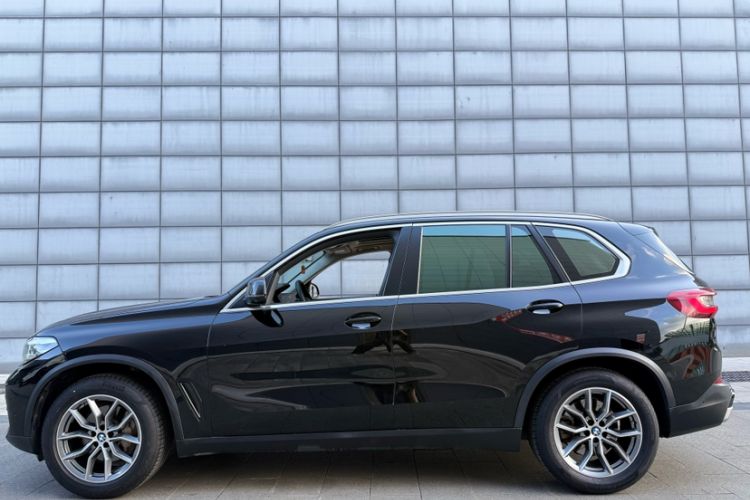 Used BMW X5  Exterior 2