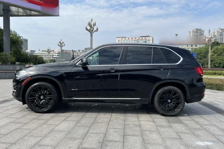 Used BMW X5  Exterior 3