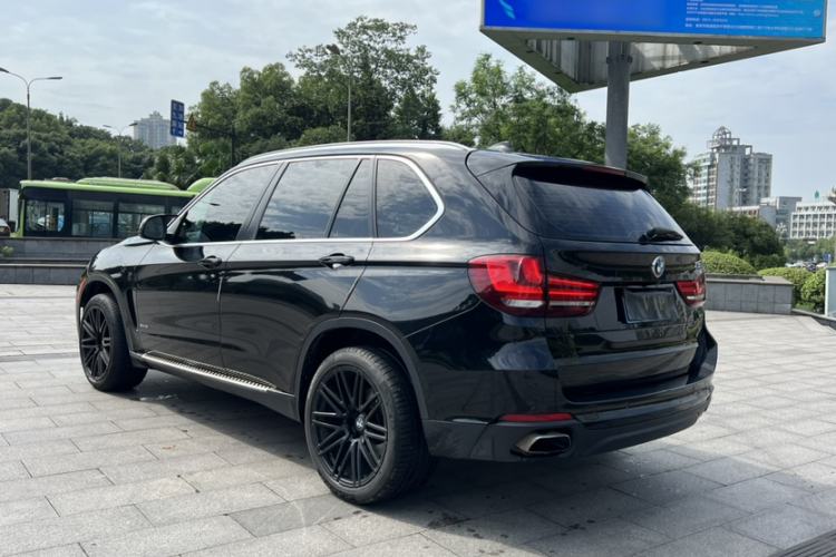 Used BMW X5  Exterior 4