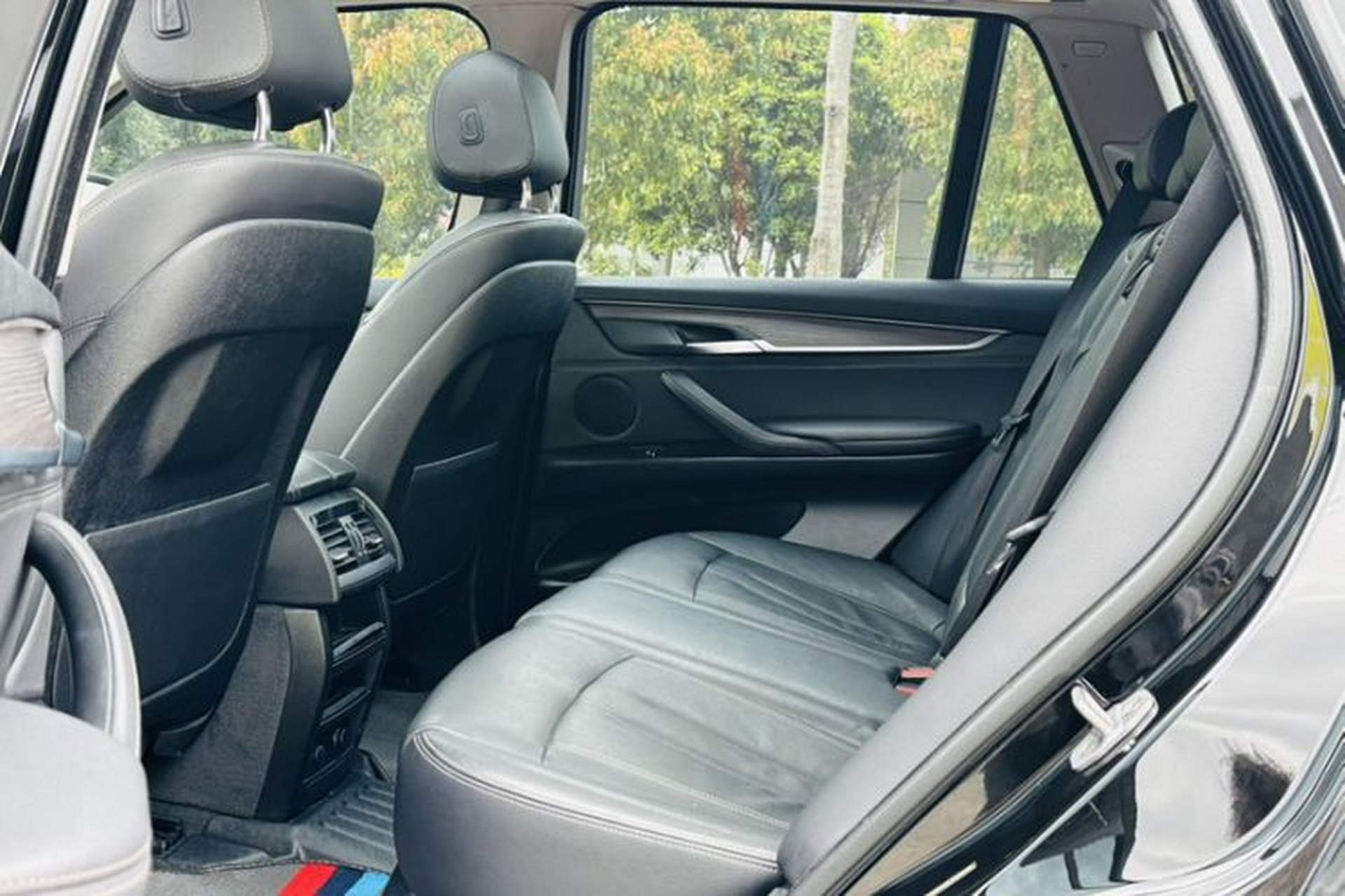 Used BMW X5  Interior 2