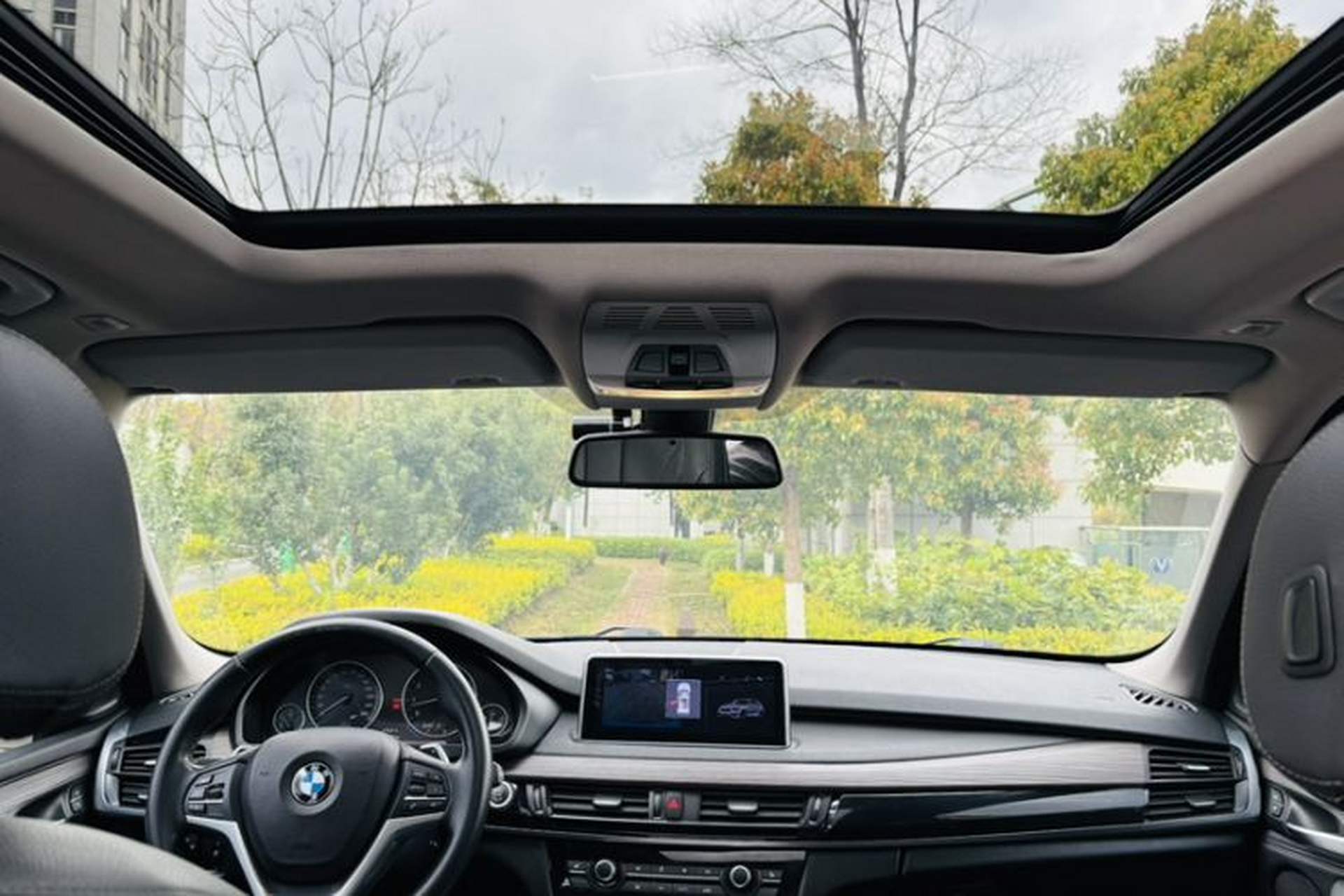 Used BMW X5  Interior 3