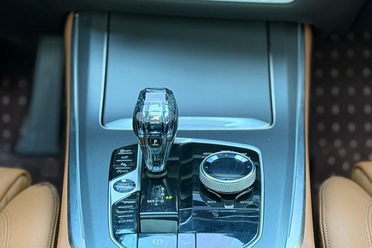 Used BMW X5  Interior 6