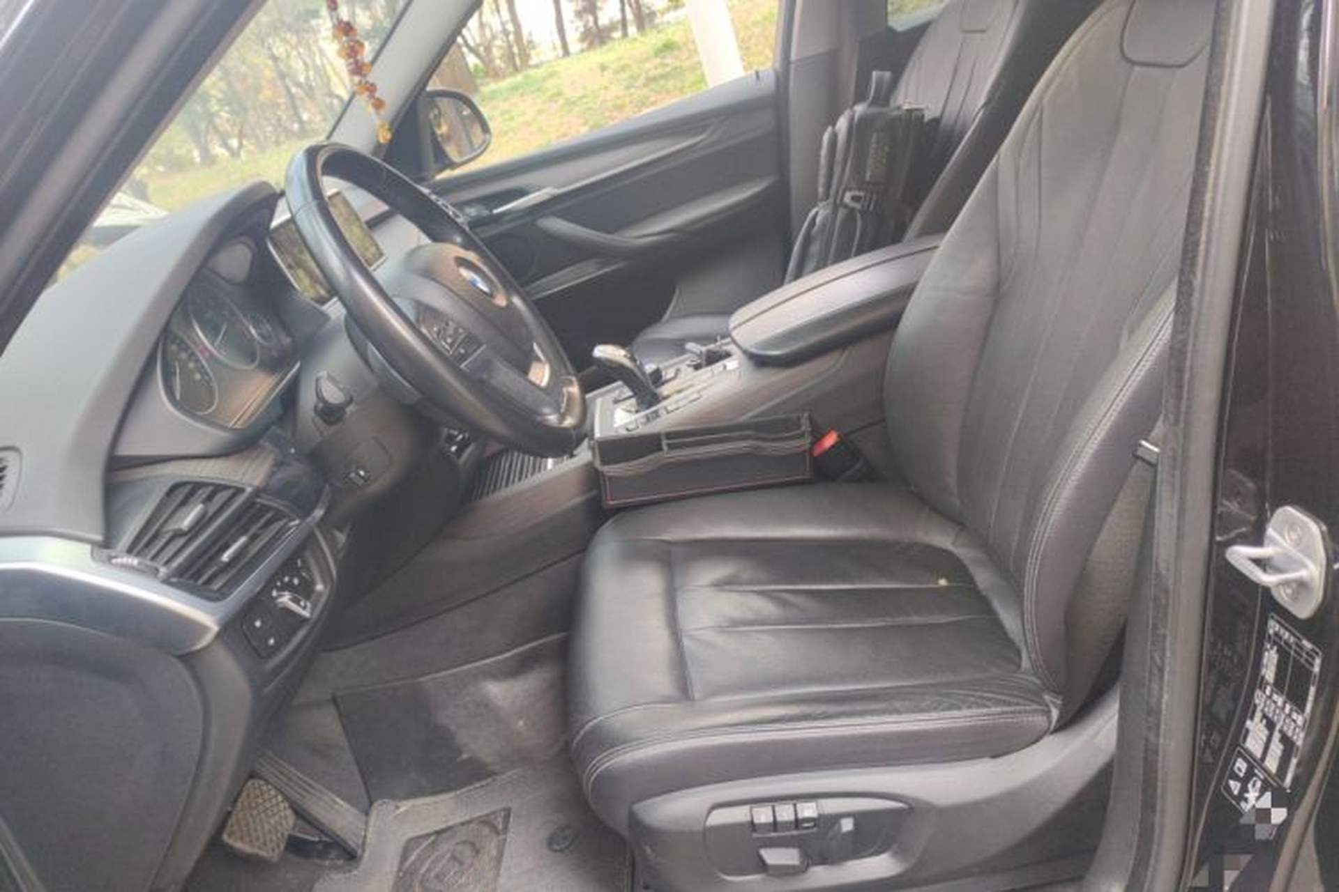Used BMW X5  Left Front Seat