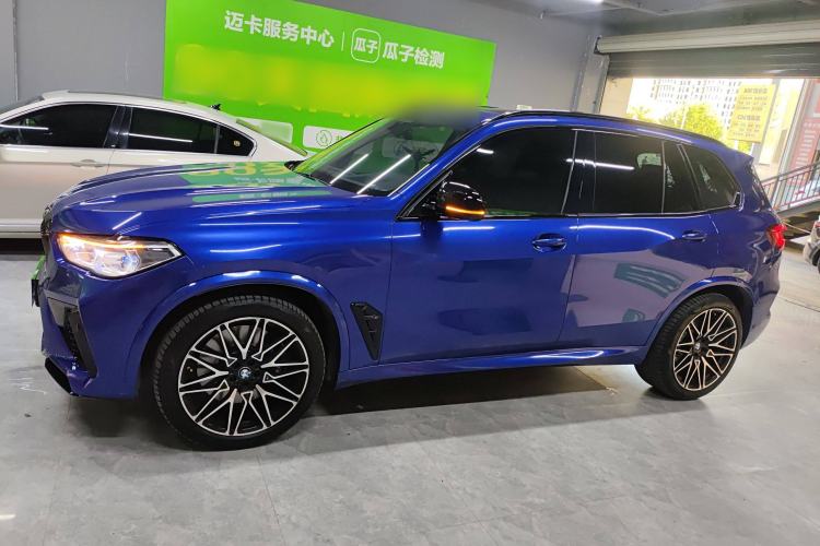 Used BMW X5 2019 xDrive40i Luxury Model with M Sport Package Exterior 3