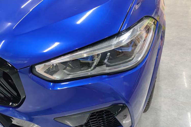 Used BMW X5 2019 xDrive40i Luxury Model with M Sport Package Left Front Headlight