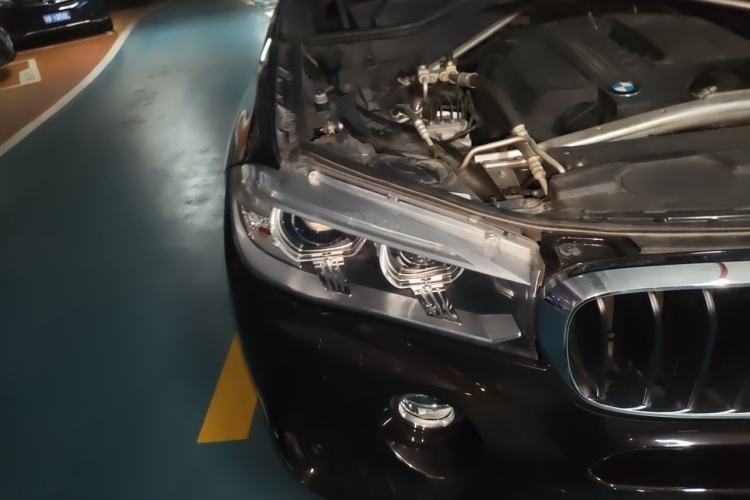 Used BMW X5  Exterior 6