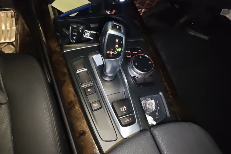 Used BMW X5  Gear Lever