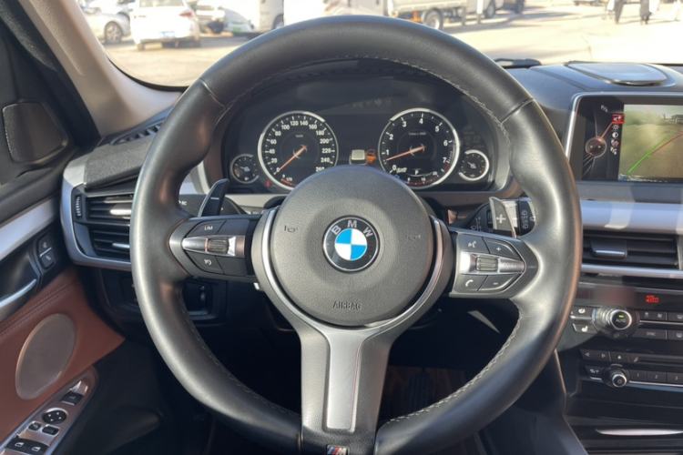 Used BMW X5  Interior 3