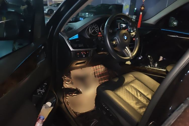 Used BMW X5  Interior 3